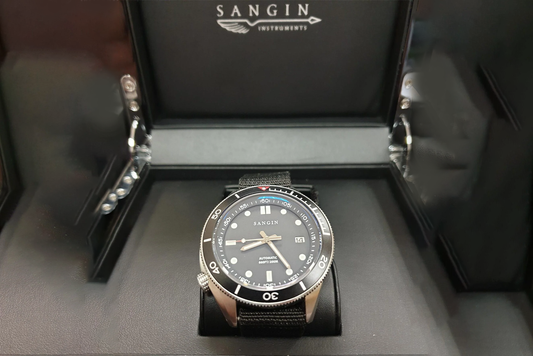 Review: Sangin Instruments Neptune, The Gentleman's Combat Diver